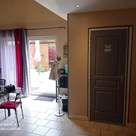 Appartement Confortable A 70 M² Avec Terrasse