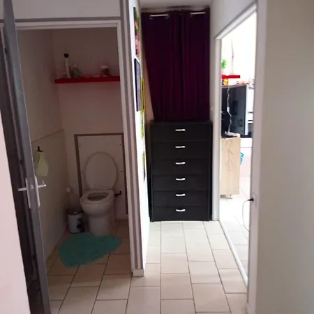 Appartement Confortable A 70 M² Avec Terrasse *